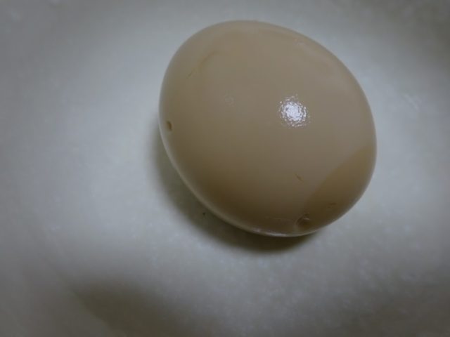 卵の穴あけ器