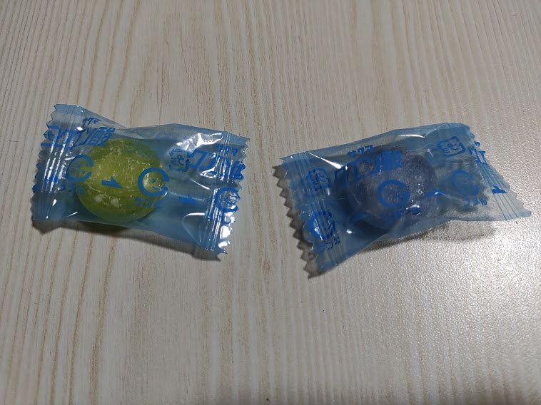 2種類の飴が個包装